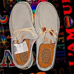 GUC - Womens Gray Hey Dudes